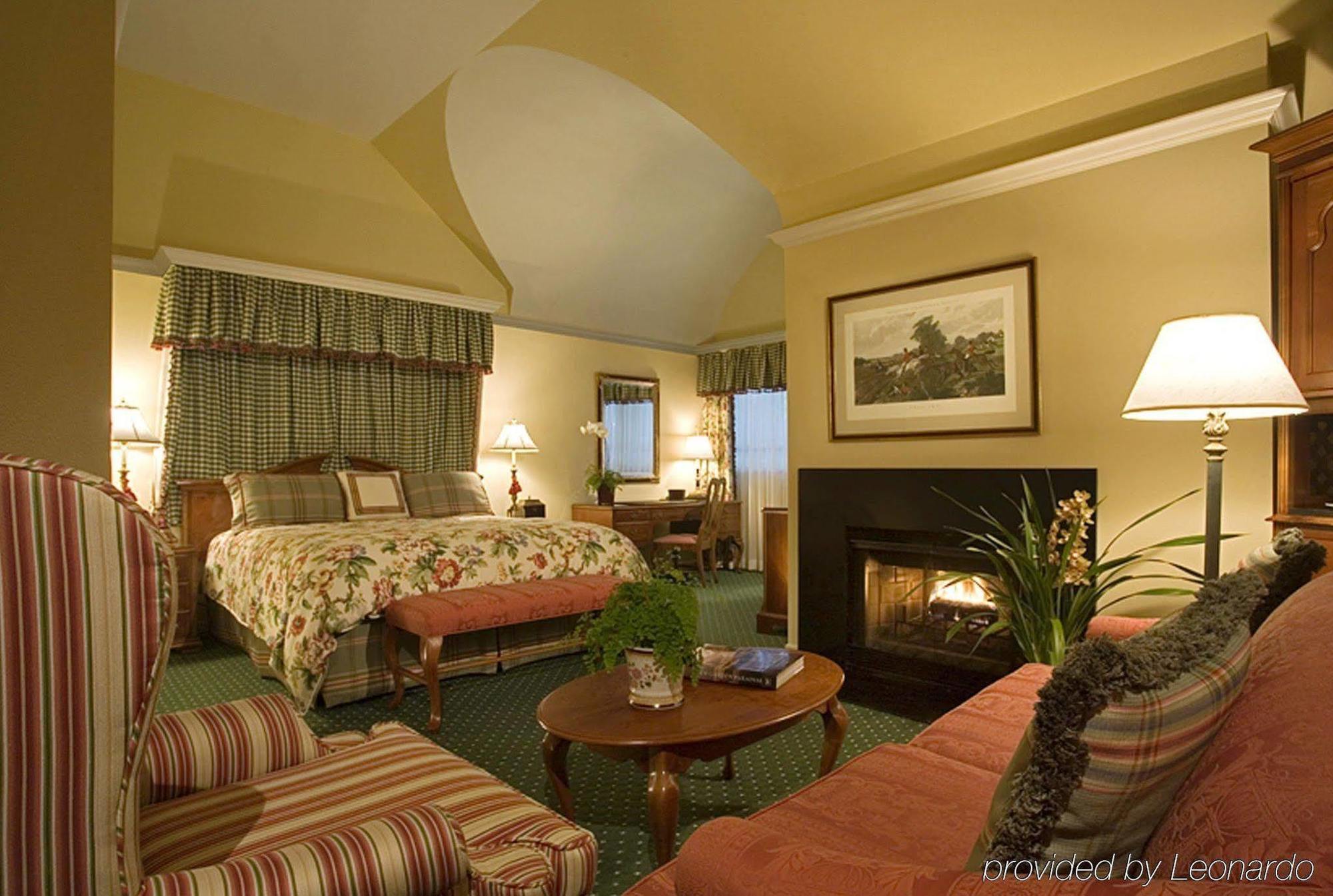 The Stanford Park Hotel Menlo Park Room photo